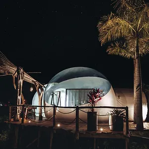  Tente de luxe Land Bubble Glamping By Mint